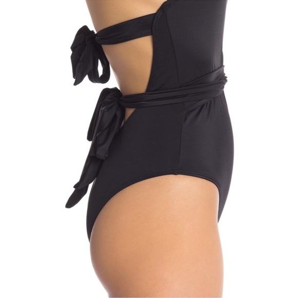 NWT HAH X Free People One Piece Swimsuit Medium 1 4 Ur Soul 1 Shoulder Black - Picture 14 of 15